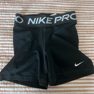 black nike pro shorts